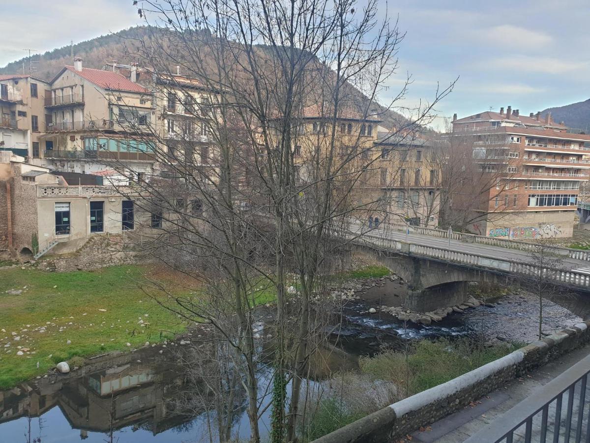 Centric Ripoll Apartment Bagian luar foto