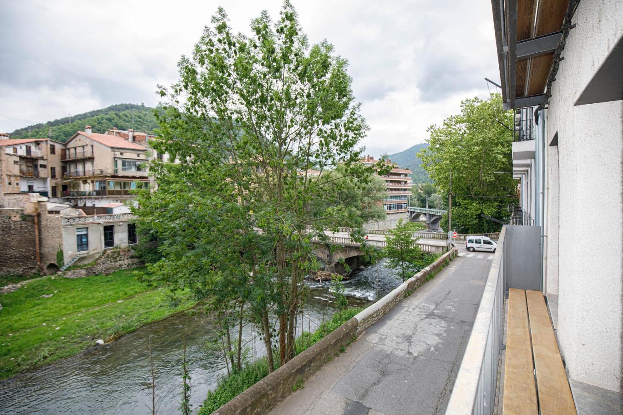 Centric Ripoll Apartment Bagian luar foto